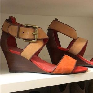 Johnston and Murphy strappy sandals
